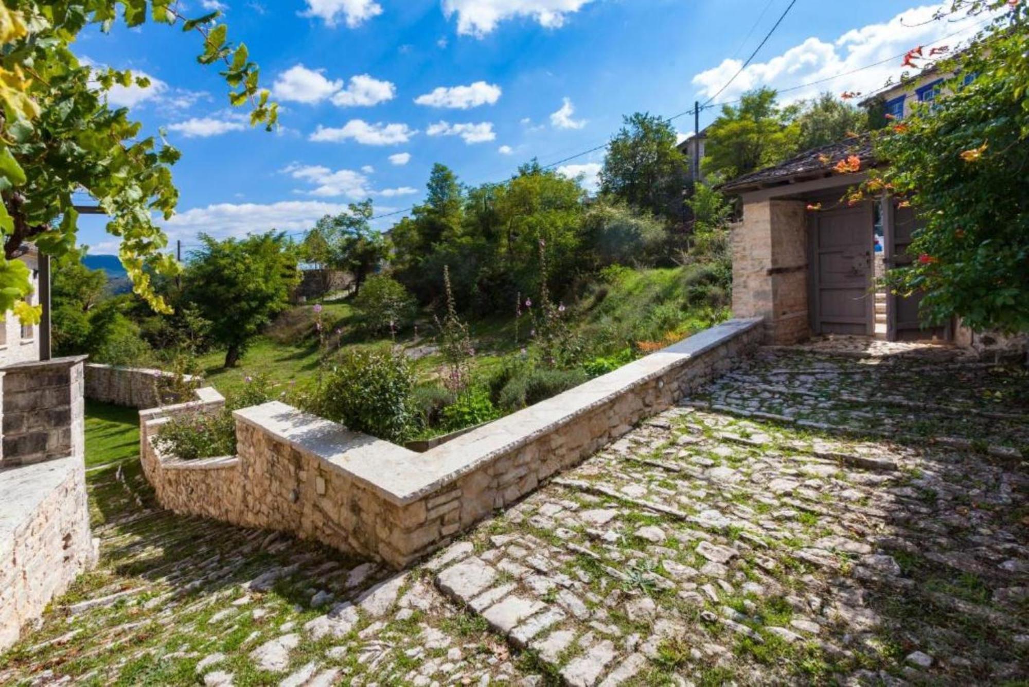 "Apeiros Chora" Hotel, Zagori Kato Pedina Extérieur photo